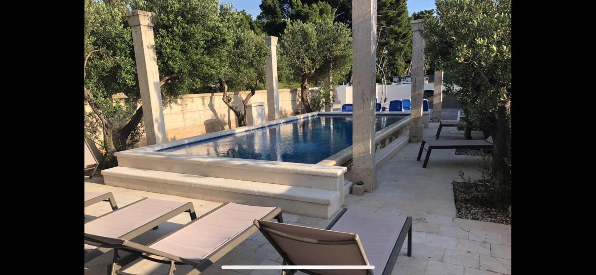 Villa Luce Mit Pool Макарска Экстерьер фото