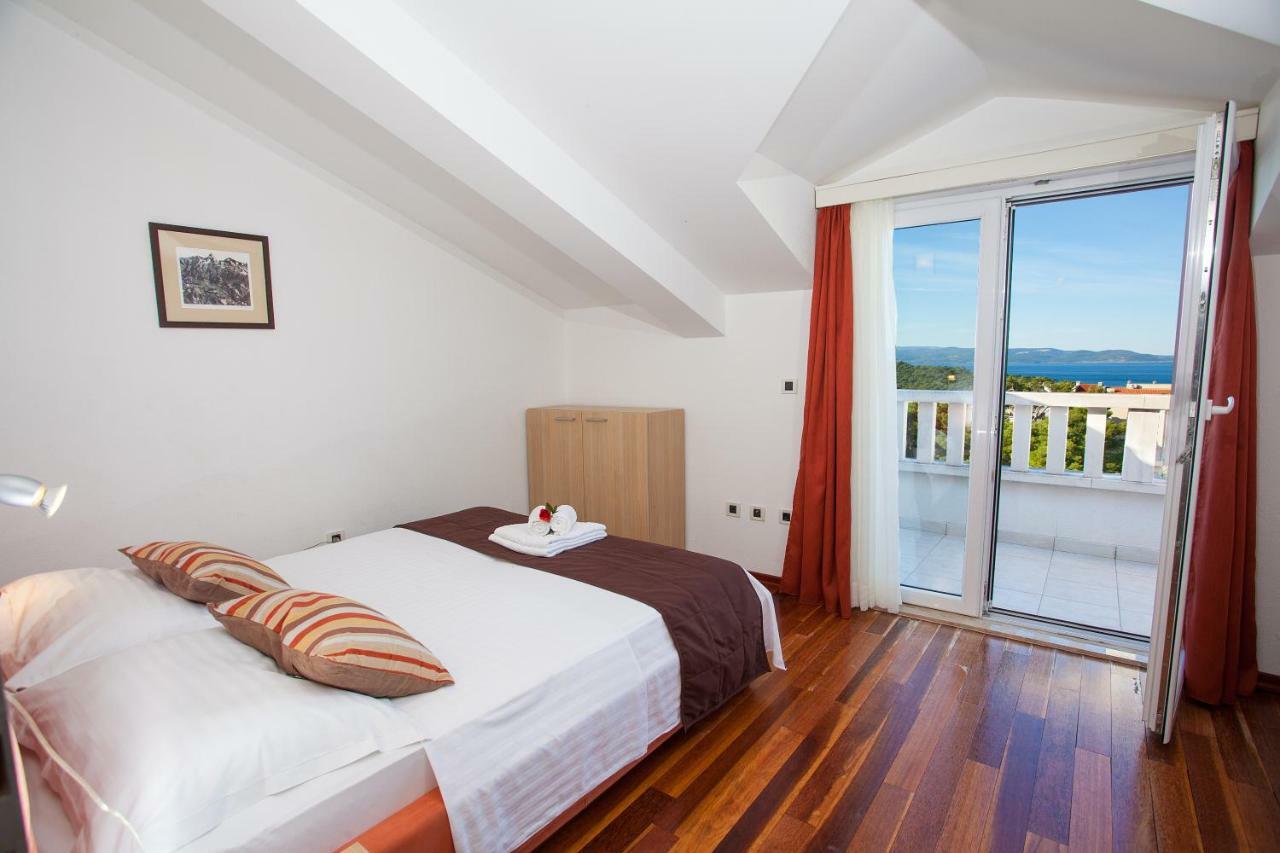 Villa Luce Mit Pool Макарска Номер фото