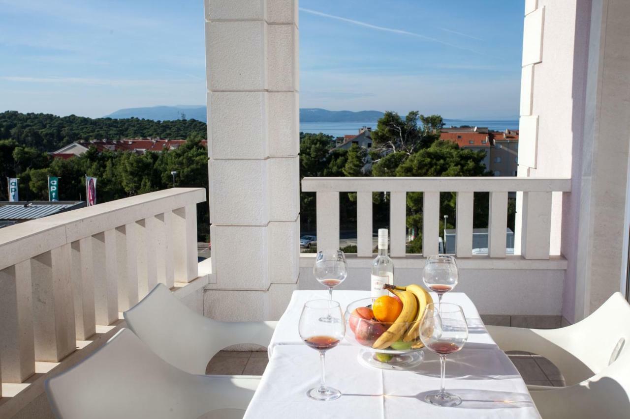 Villa Luce Mit Pool Макарска Экстерьер фото